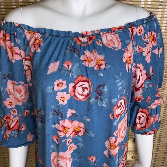 🔶Democracy 3/4 Pick-Up Sleeve Floral Blue Off The Shoulder Mesh Stretch Top NWT - Picture 2 of 5